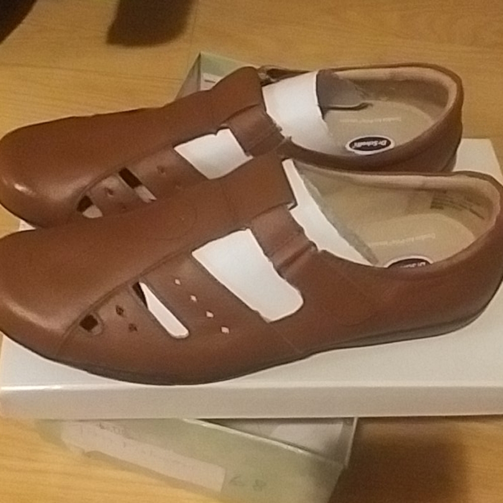 Dr.scholls size 10 brown very comfortable flats
